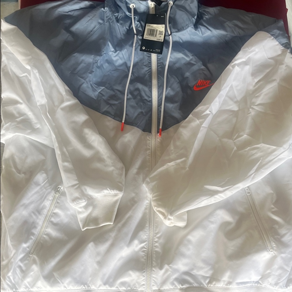 Nike Men's Light Blue Windbreaker